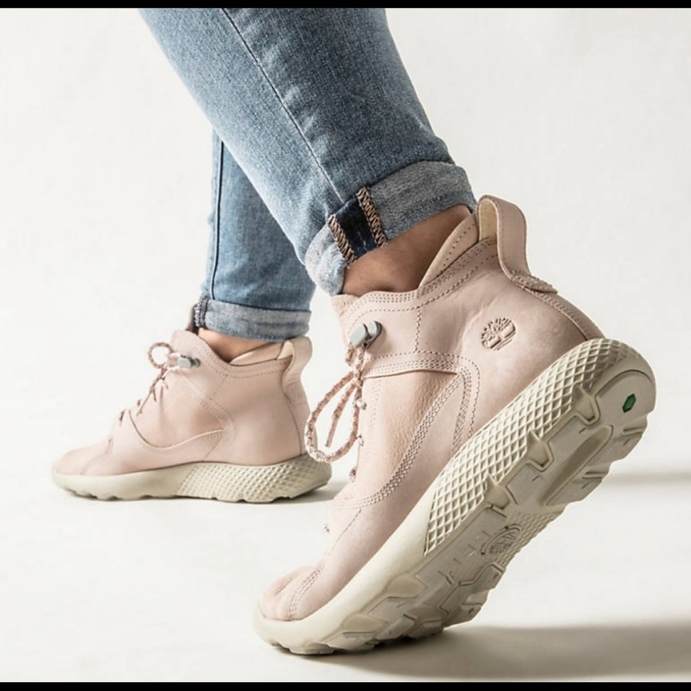 Timberland Flyroam tan high top sneakers, size 10